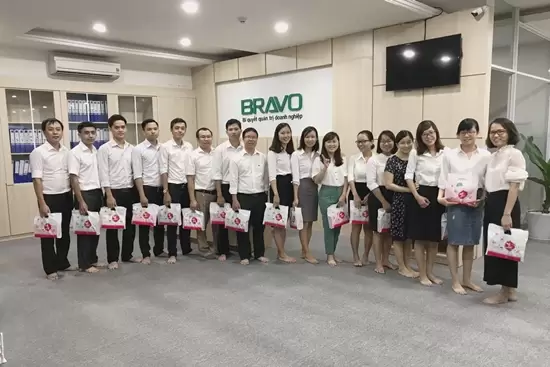 Trao quà Trung thu tại BRAVO-ĐN