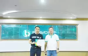 Khen thưởng thành tích nhóm CBNV Kinh doanh ký hợp đồng với Công ty BIGFA