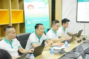 Đại diện BLĐ BRAVO phát biểu cảm ơn sự tin tưởng của Hợp Lực