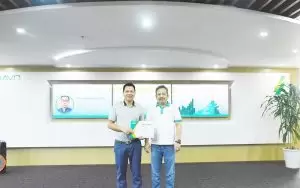 Thưởng “nóng” nhóm CBNV Kinh doanh ký kết hợp đồng với Công ty SHINTS BVT