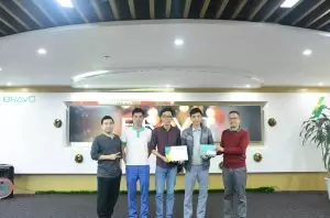 Chúc mừng và khen thưởng thành tích nhóm CBNV Kỹ thuật Triển khai số 1.