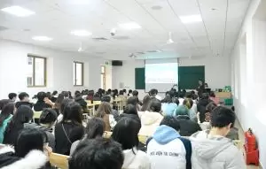 Buổi giao lưu doanh nghiệp và sinh viên năm cuối Khoa HTTTKT, ngày 27/12/2022