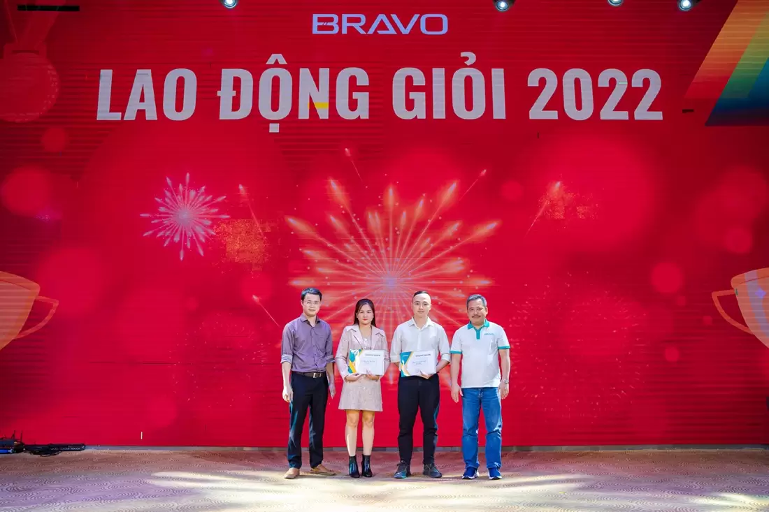 Trao khen thưởng Lao động Giỏi BRAVO HN 2022