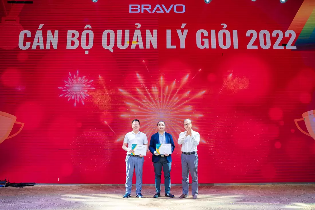 Trao khen thưởng Quản lý giỏi BRAVO HN 2022