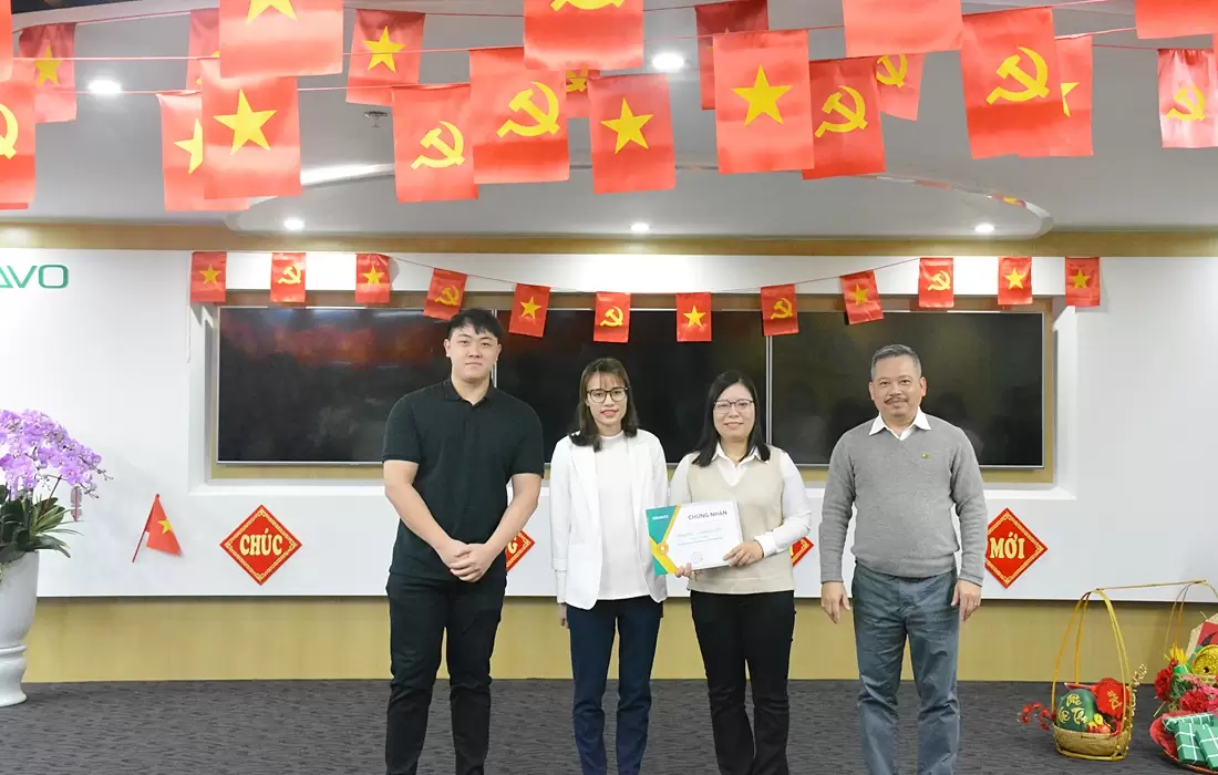 Phòng Phân tích Nghiệp vụ nhận quyết định khen thưởng nóng từ công ty ngày 16/01/2023