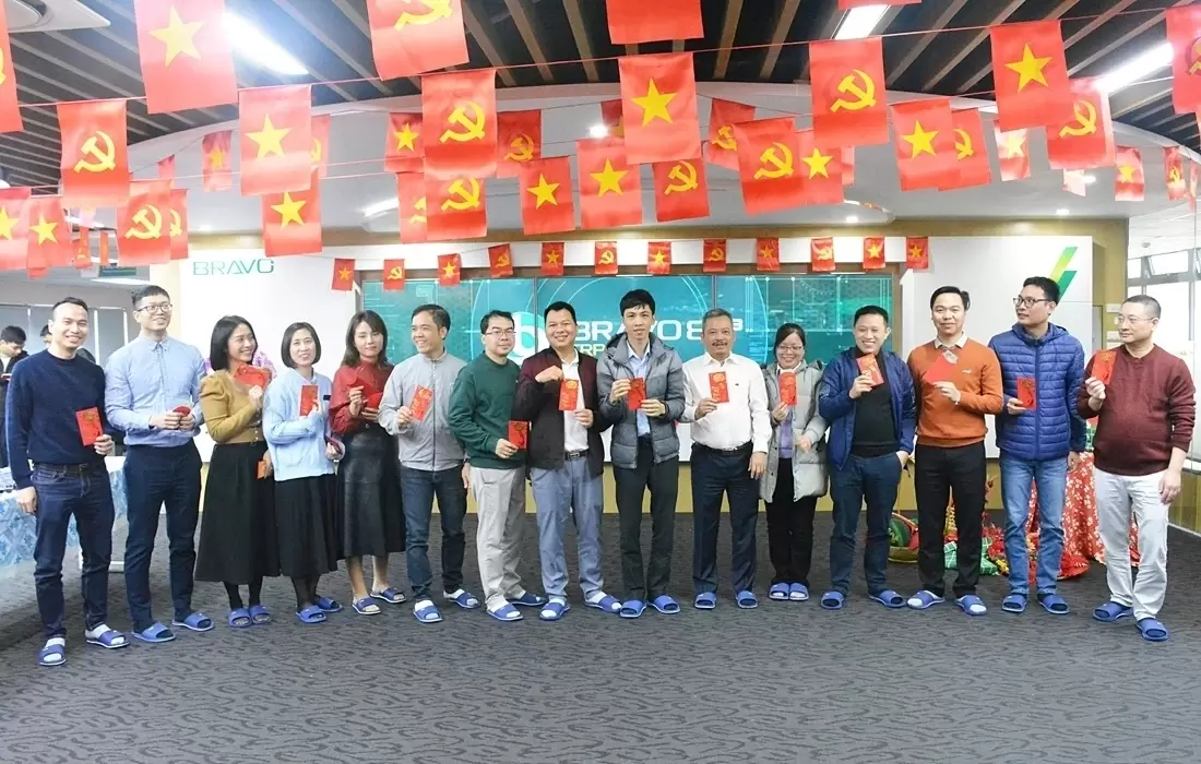 Bốc thăm may mắn đầu năm 2023