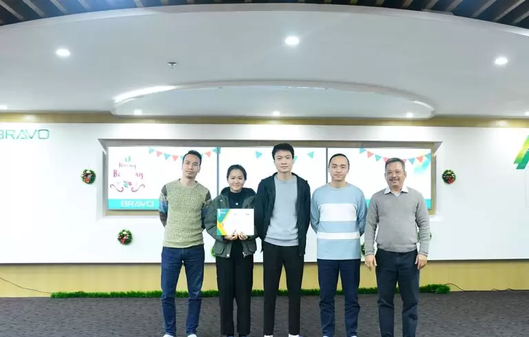 Khen thưởng đội Triển khai dự án Công ty In Hà An 30/12/2022