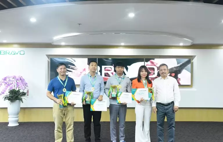 Trao cúp NVXS tháng 1/2023