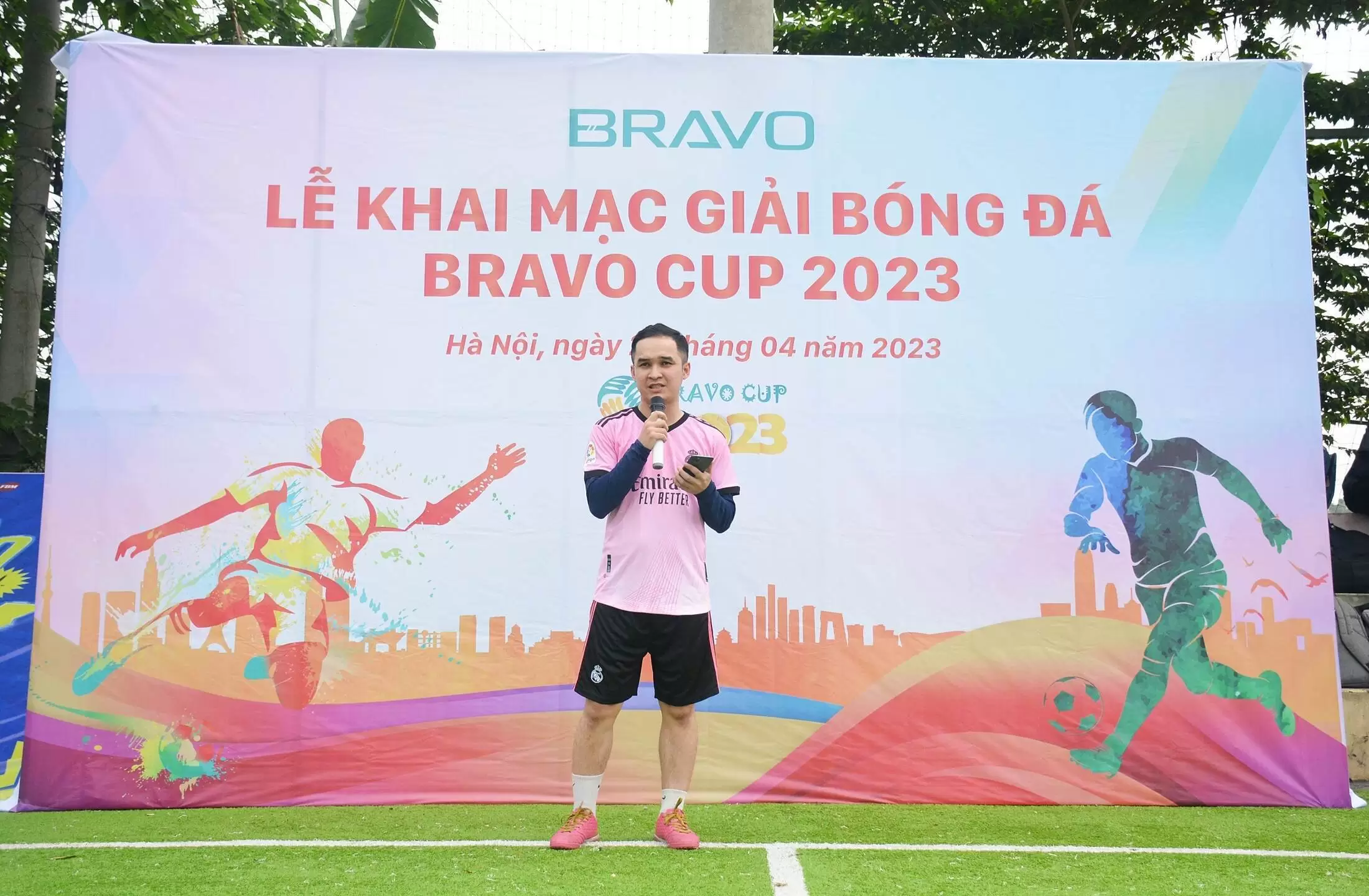 Cầu thủ Chiến PV tuyên thệ