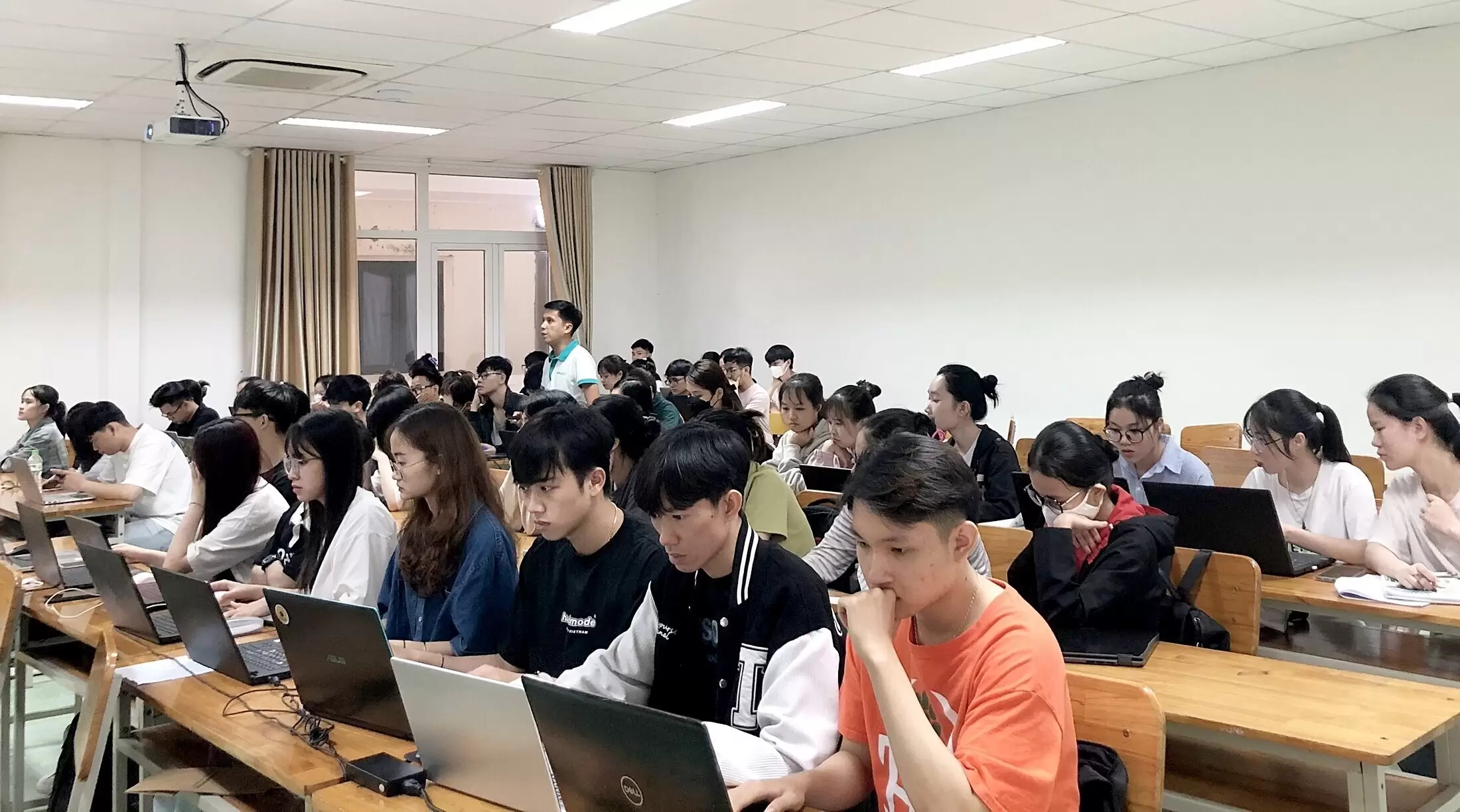 Sinh viên ĐH Kinh Tế Đà Nẵng