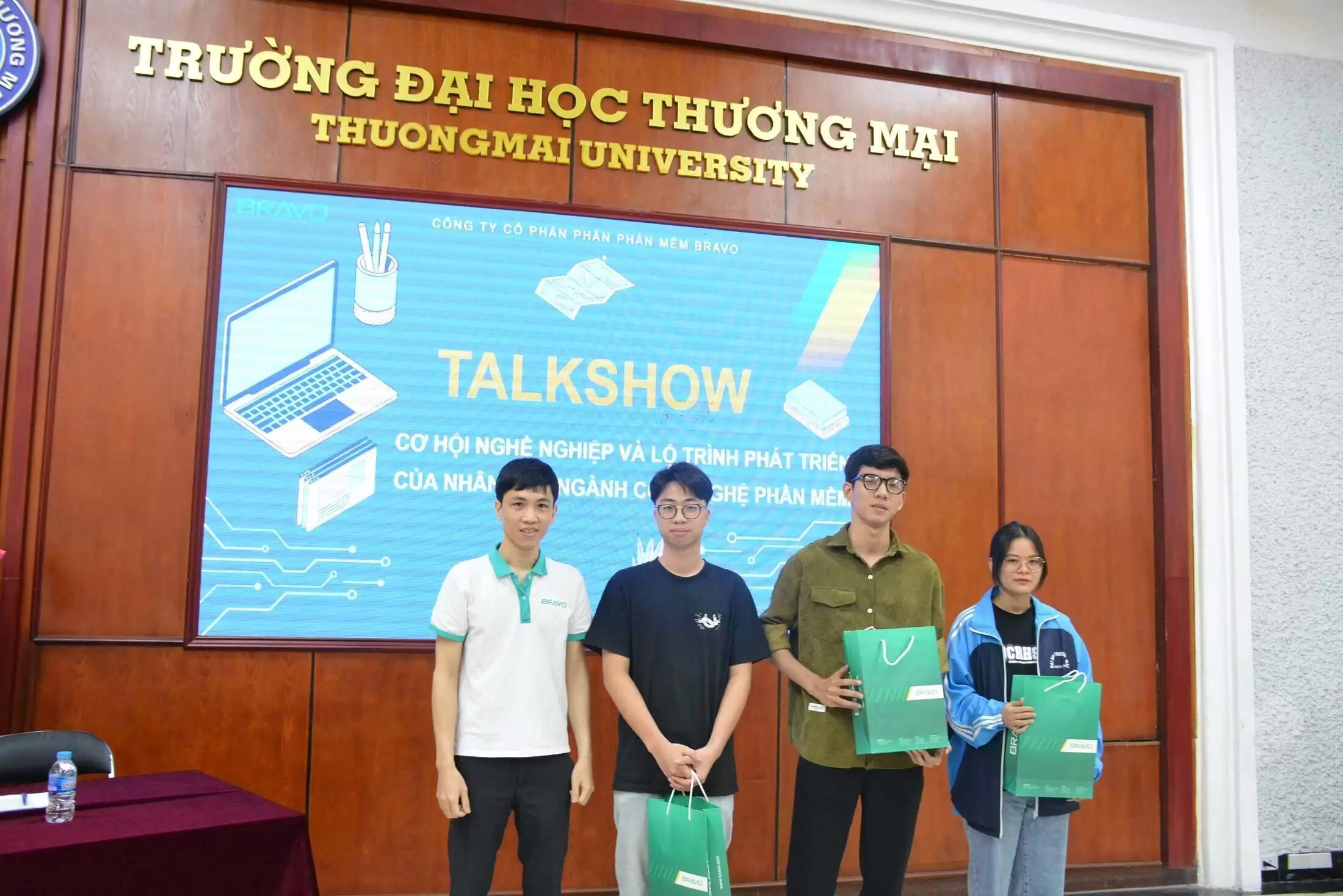Minigame sôi động tại buổi Talkshow 11/5/2023
