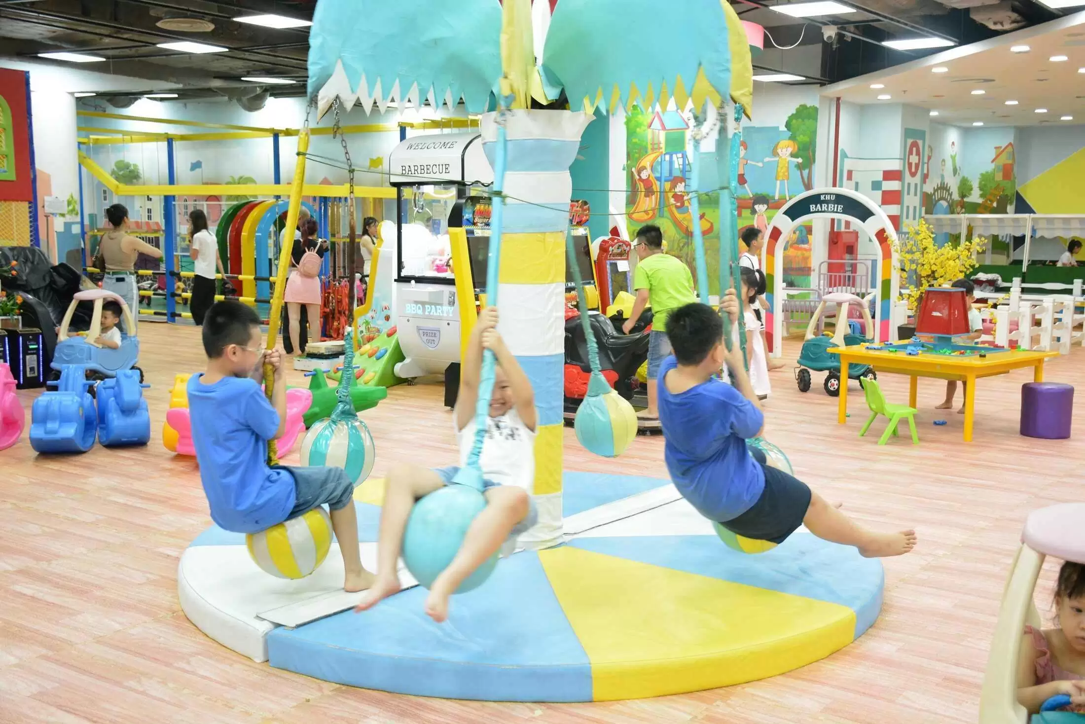 Tự do vui chơi tại khu vui chơi Tân Việt Wonderland