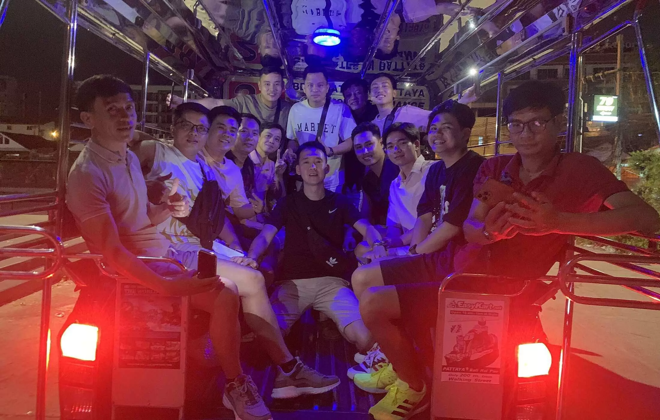 Trải nghiệm xe Songthaew