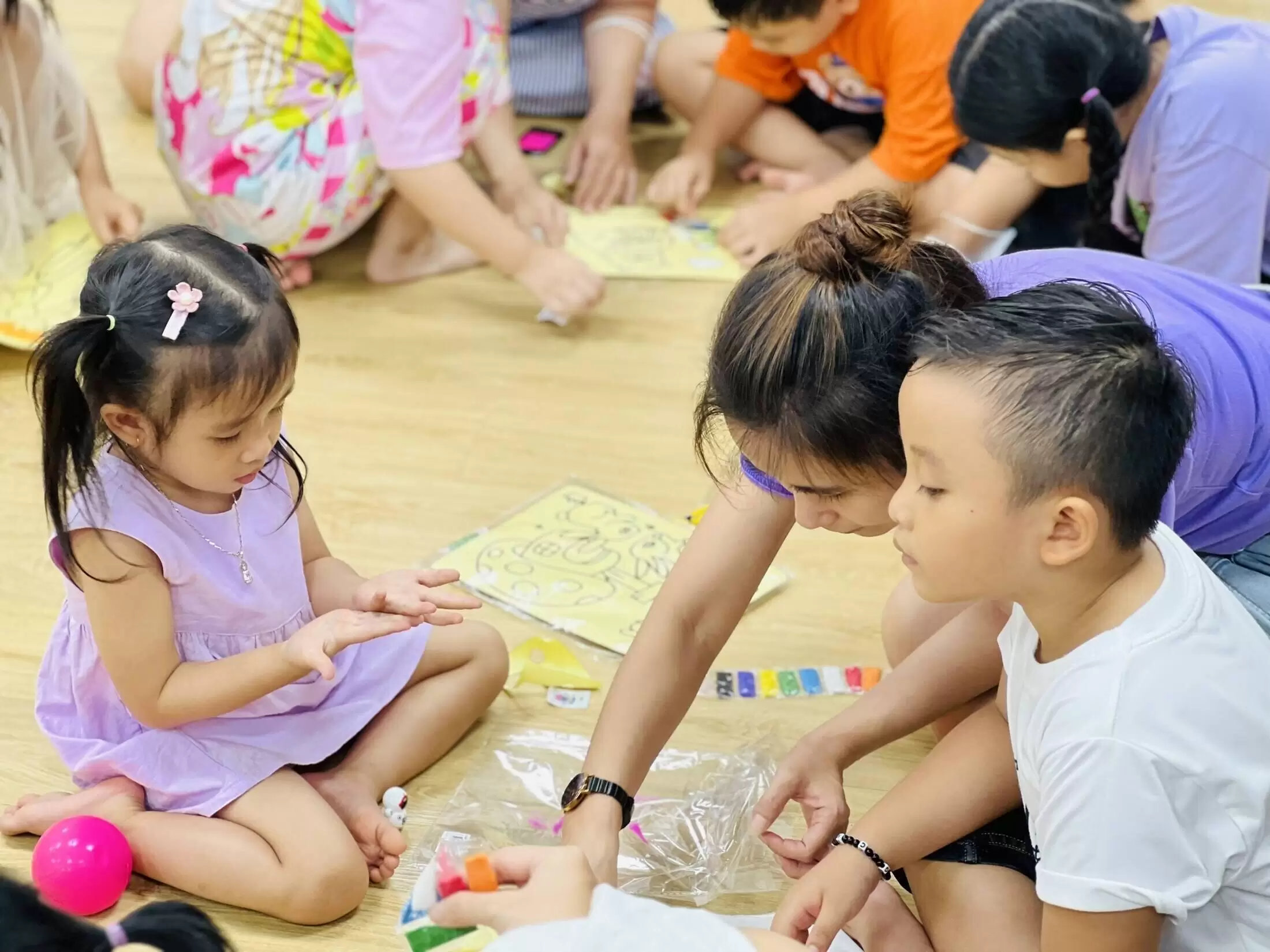 Các BRAVO nhí vui chơi tại chương trình 1/6 năm 2023