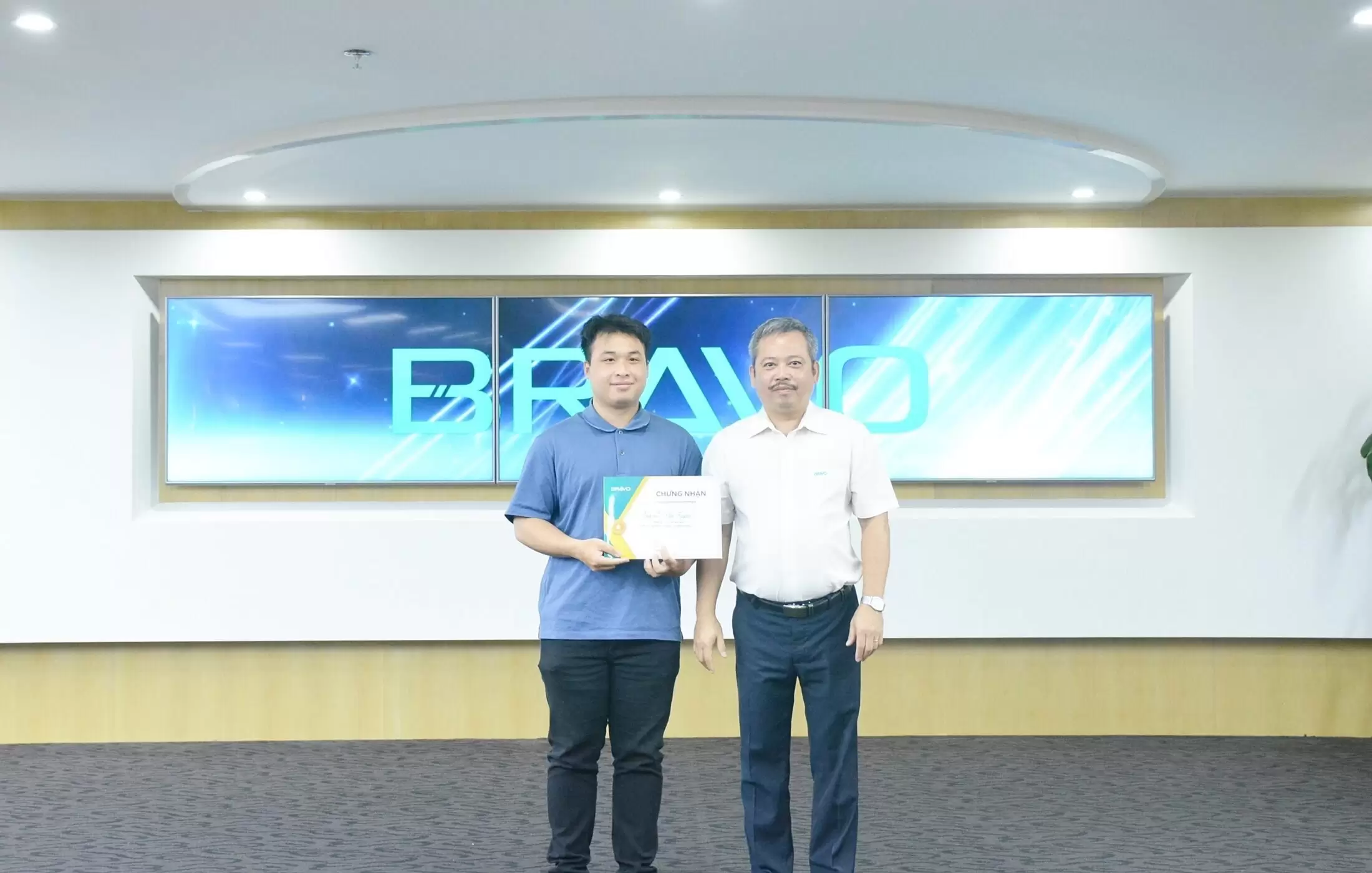 Thưởng nóng giới thiệu nhân sự phòng Kỹ thuật 1