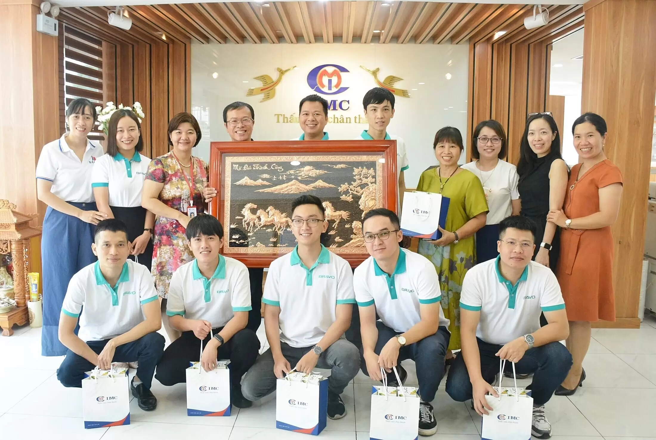 Nghiệm thu dự án triển khai phần mềm quản trị doanh nghiệp BRAVO ERP tại Công ty y dược IMC