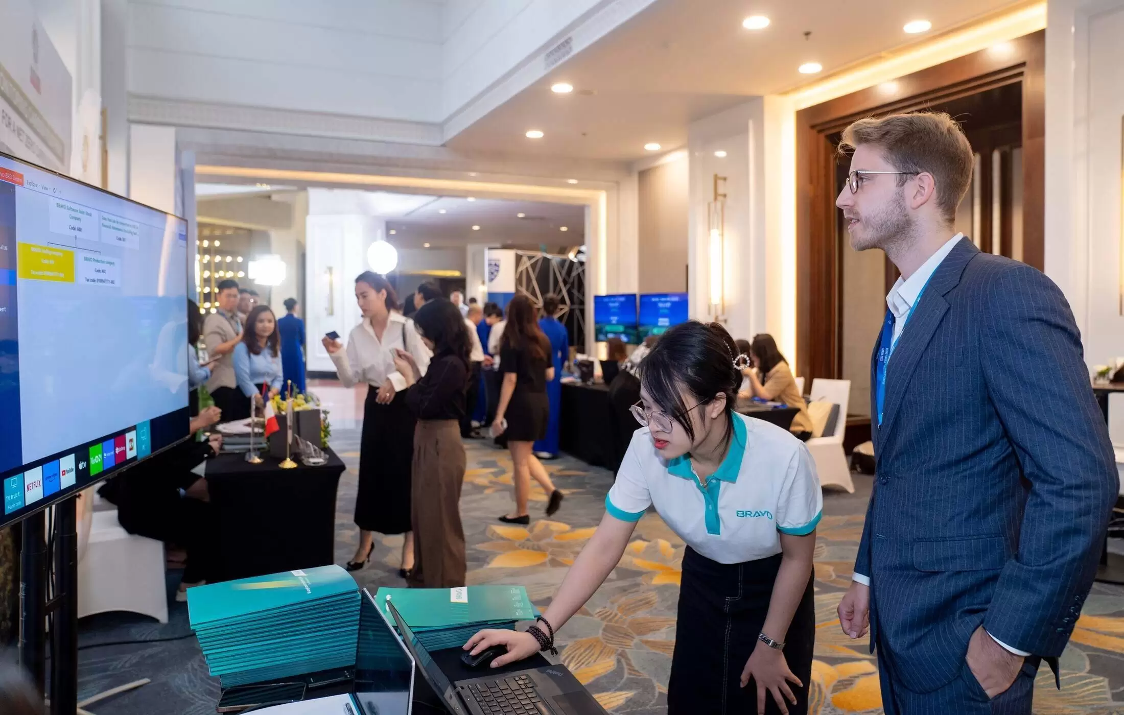 BRAVO tham dự diễn đàn Top 100 thương hiệu giá trị nhất Việt Nam 2023