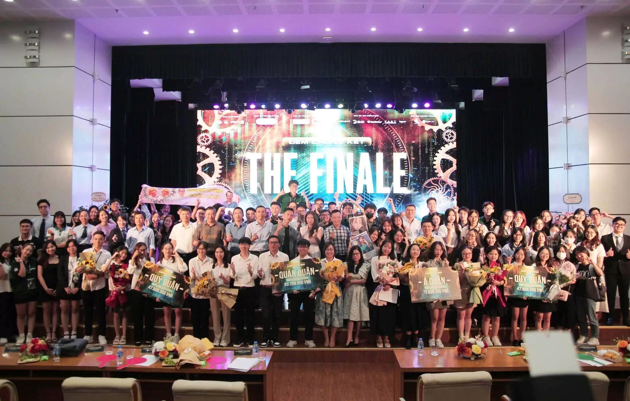 Đêm chung kết cuộc thi “deFrontier 2023: Re-currency” 