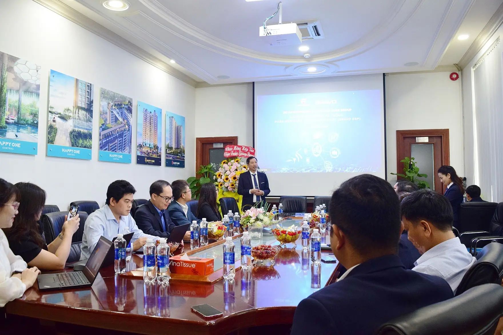 Buổi lễ khởi động “Dự án triển khai hệ thống phần mềm quản trị BRAVO 8R3 (ERP-VN) tại Vạn Xuân Group 