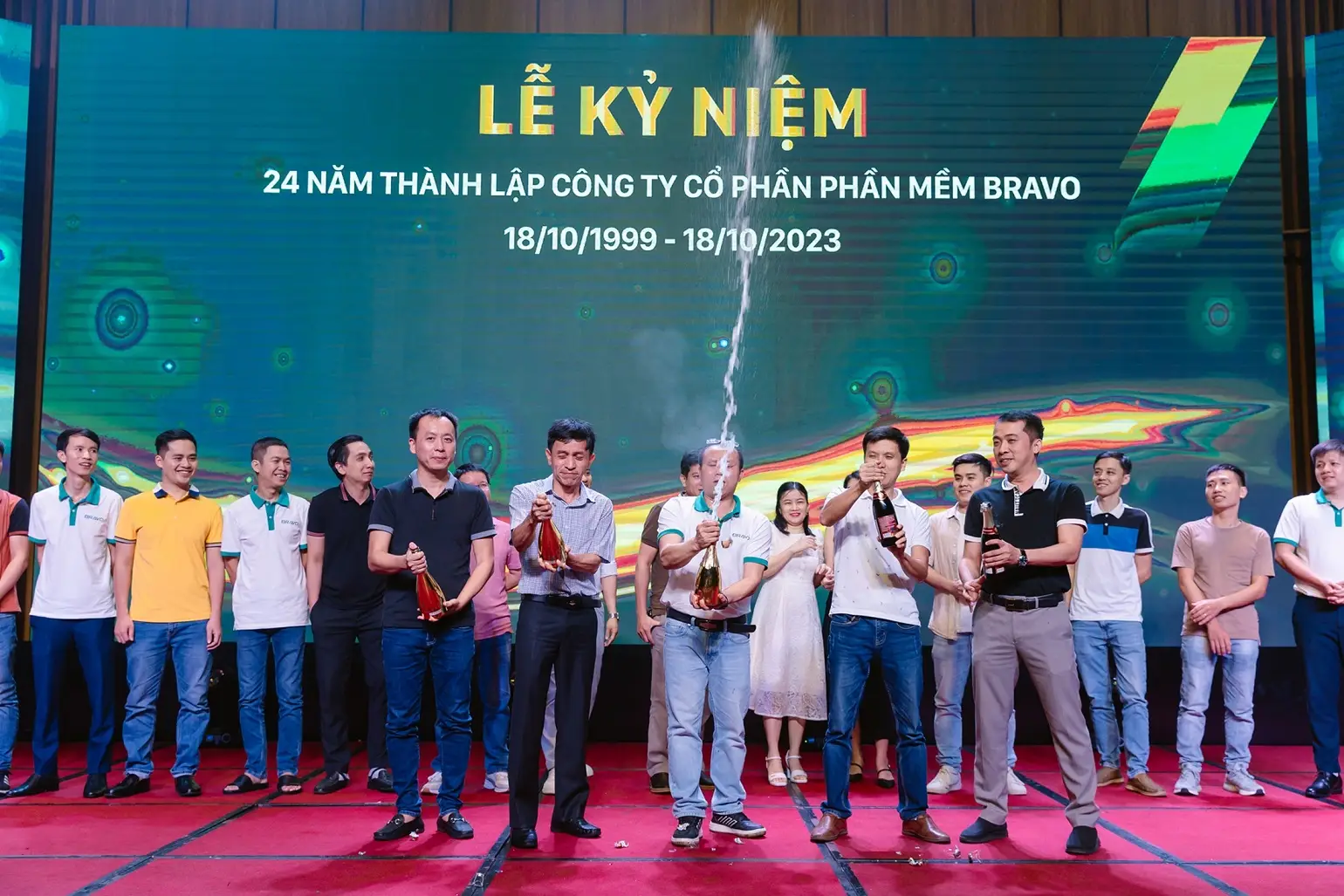 Sinh nhật BRAVO 24 tuổi