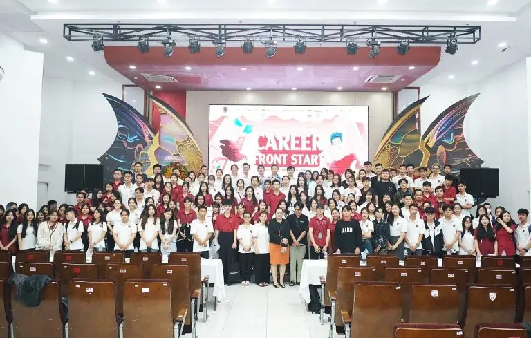 Ngày hội tư vấn hướng nghiệp và tuyển dụng - Career Front Day 2023
