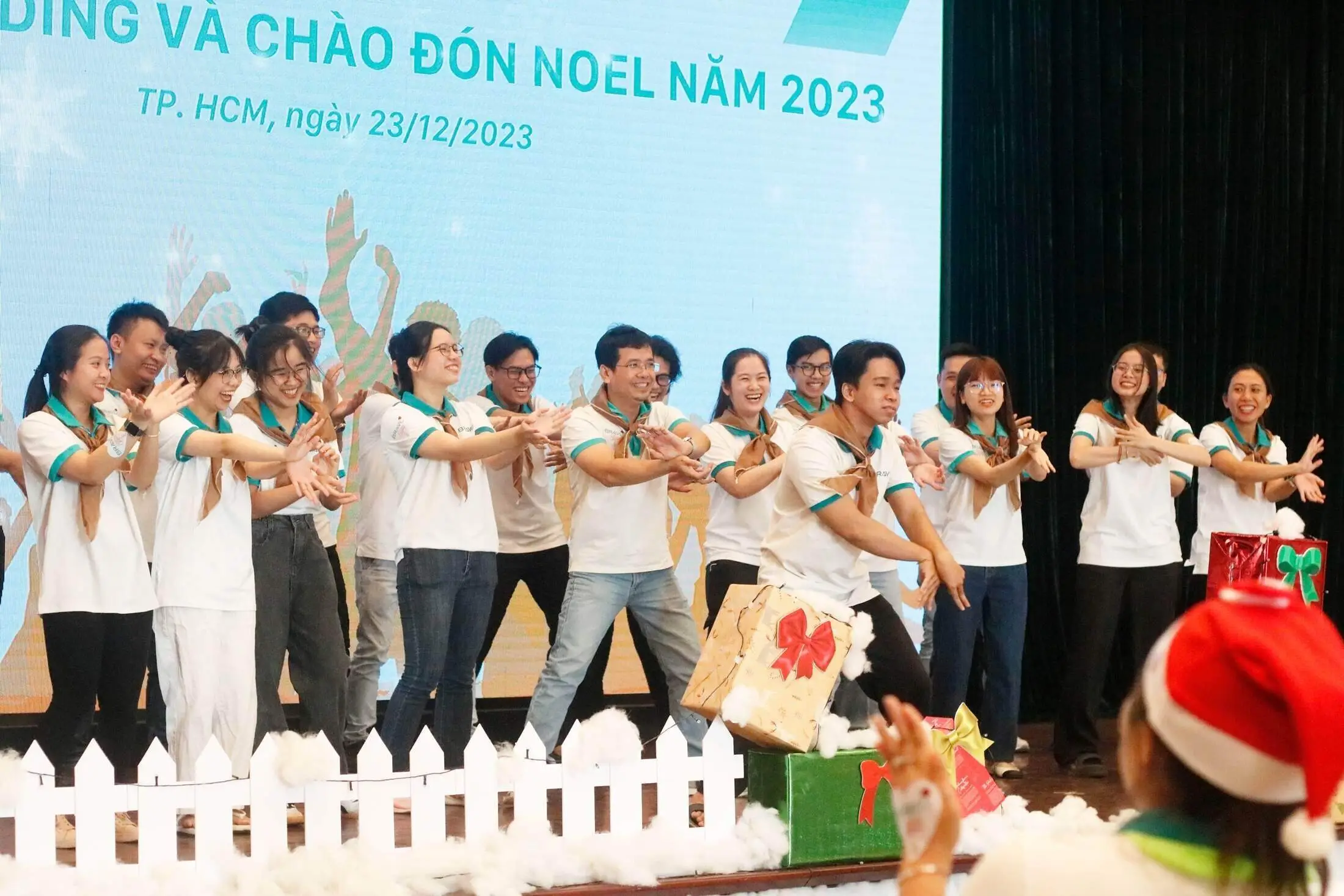 Đội khăn quàng nâu BRAVO HCM