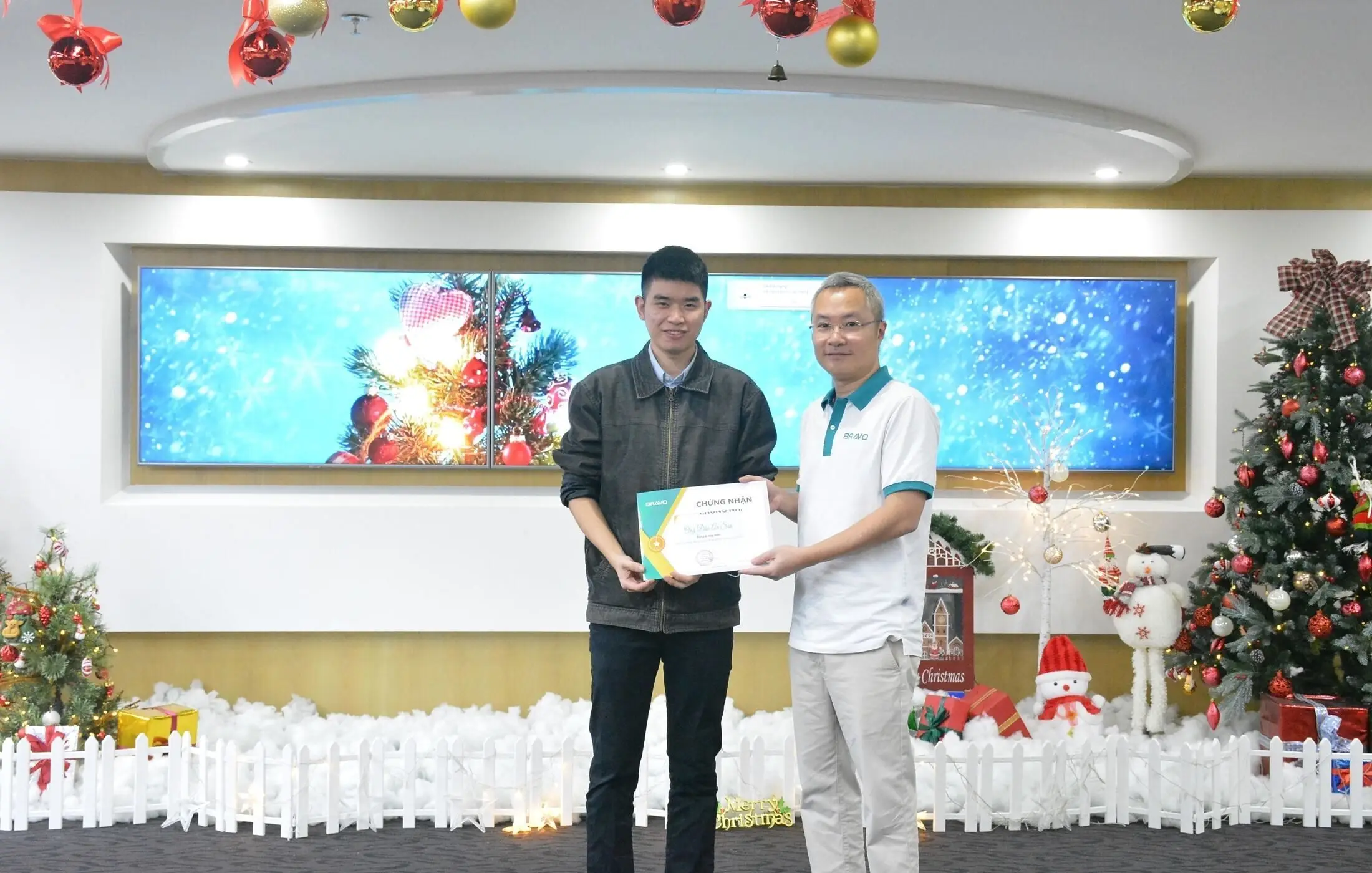 Giải PTSP tháng 12/2023