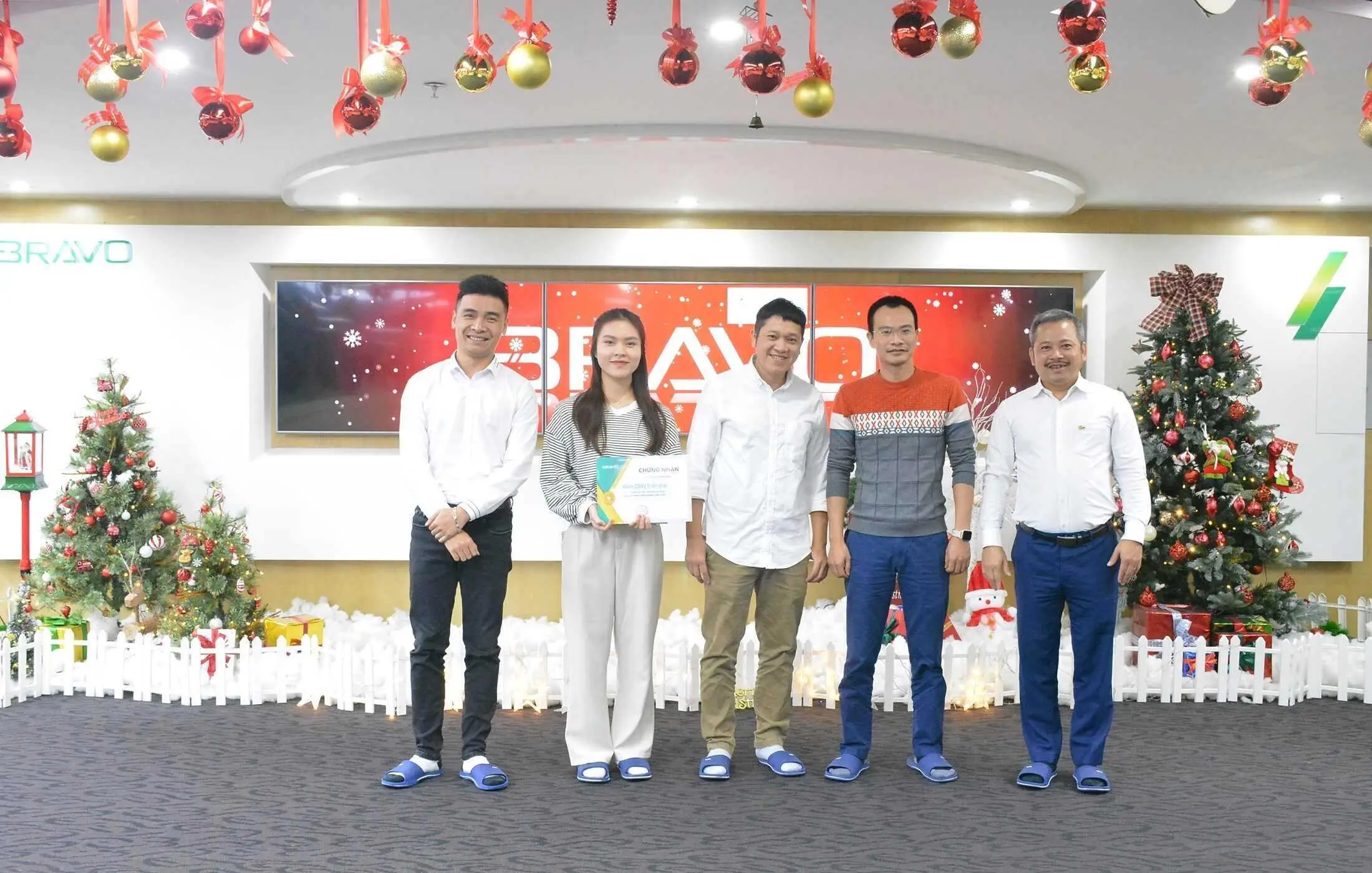 Khen thưởng triển khai BRAVO ERP tại Công Nghiệp Long Sơn