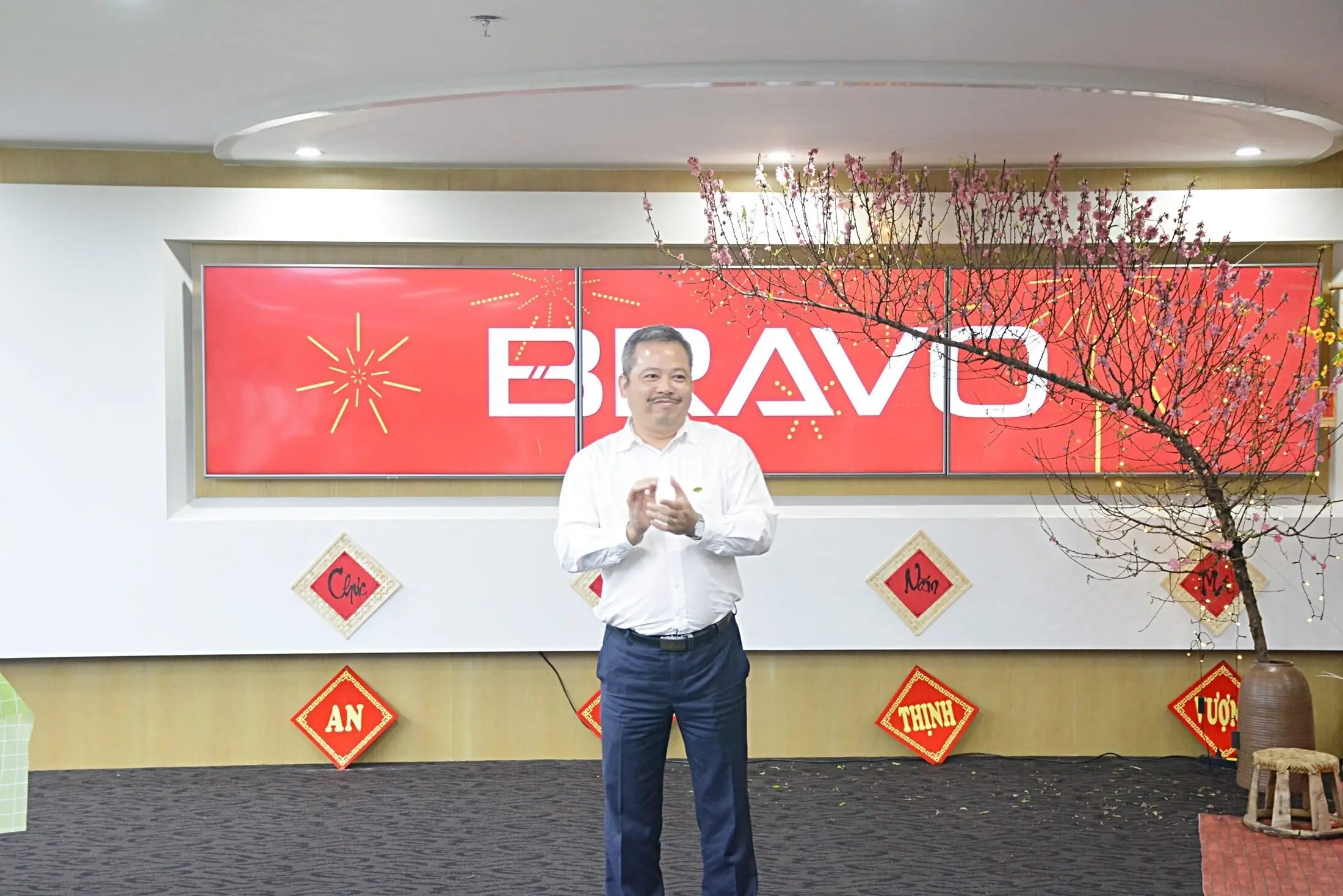 GĐ. Đào Mạnh Hùng khai xuân Giáp Thìn 2024 tại BRAVO HN