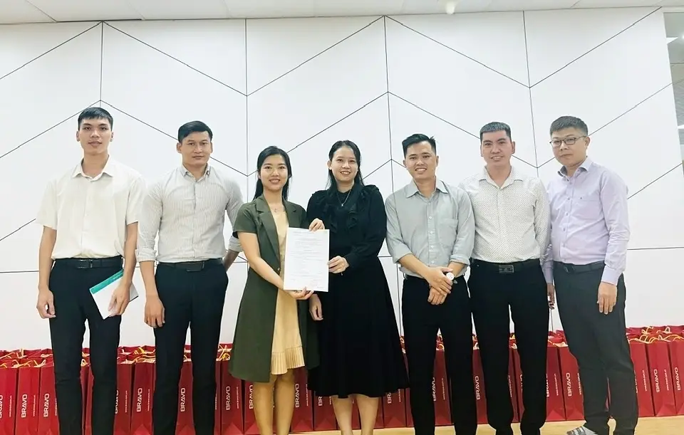 Khen thưởng kỹ thuật triển khai tháng 1/2024 tại BRAVO HCM