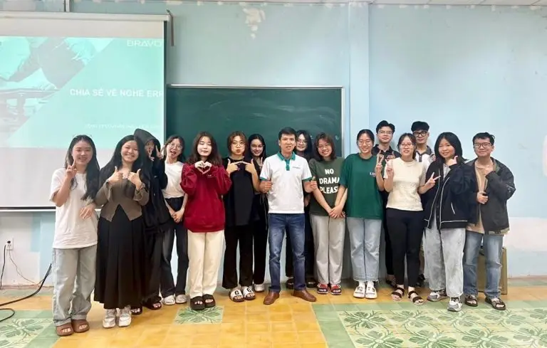 BRAVO ĐN: Chia sẻ cơ hội nghề nghiệp và đào tạo ERP cho sinh viên ĐH Kinh tế Đà Nẵng năm 2024