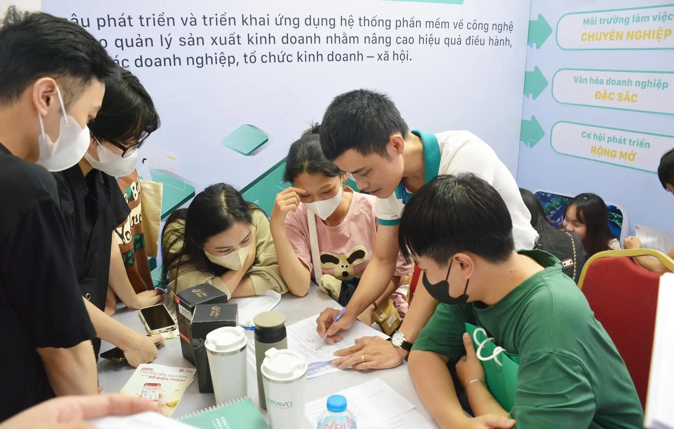 BRAVO tuyển dụng trực tiếp tại Ngày hội việc làm