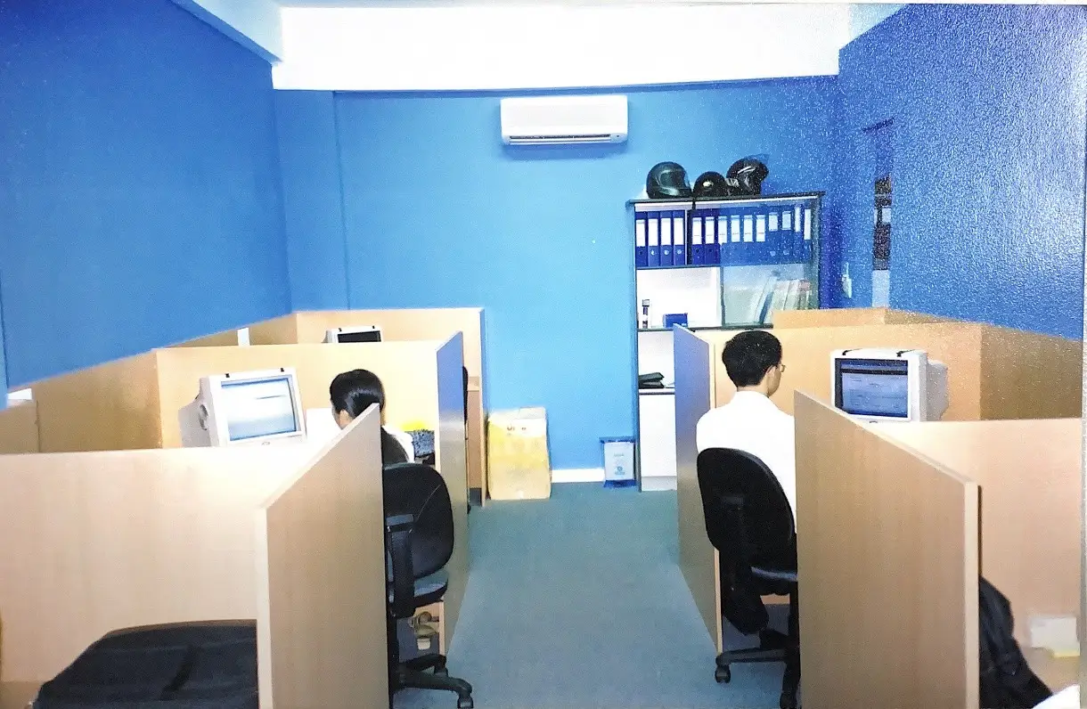 Văn phòng làm việc của BRAVO năm 2000