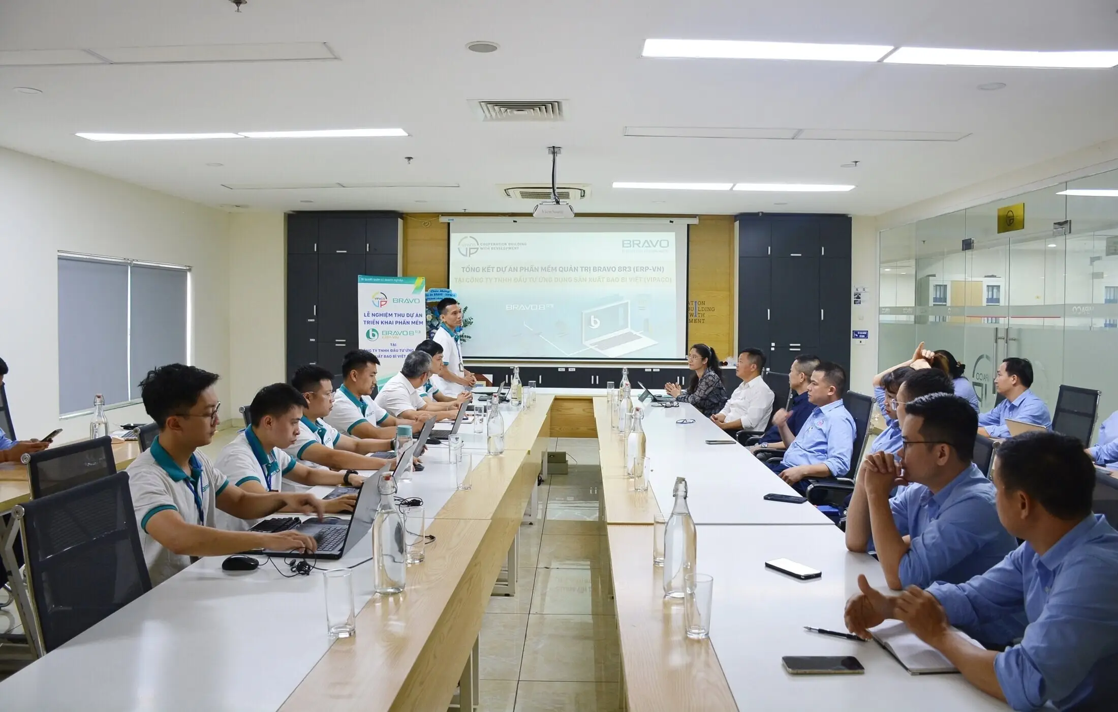 Buổi lễ “Tổng kết và nghiệm thu dự án triển khai phần mềm BRAVO 8R3 (ERP-VN)” tại Công ty VIPACO được diễn ra trang trọng