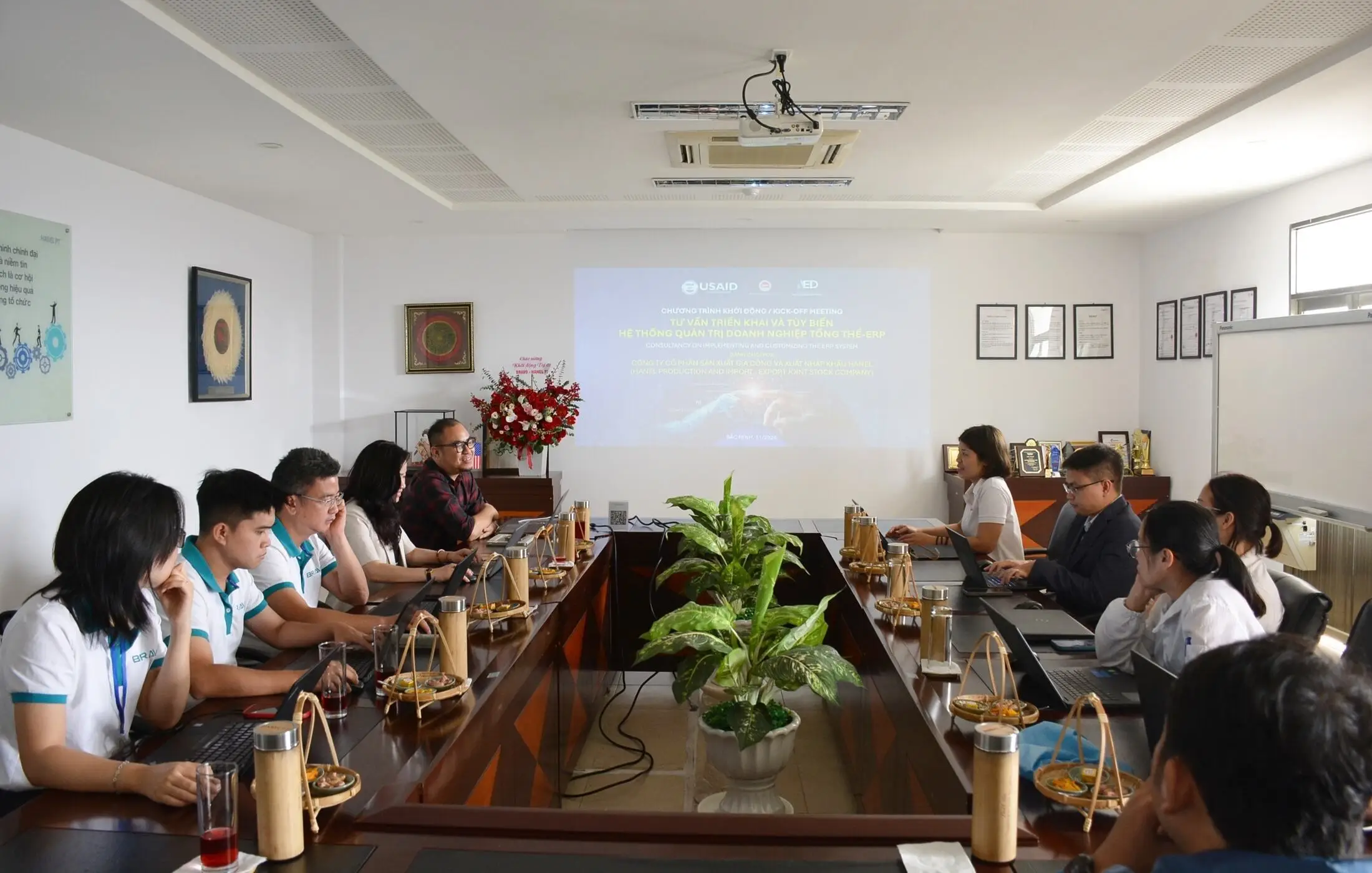 chương trình khởi động “Tư vấn triển khai và tùy biến hệ thống quản trị doanh nghiệp tổng thể ERP” giữa 3 bên USAID IPSC, Hanel PT và BRAVO