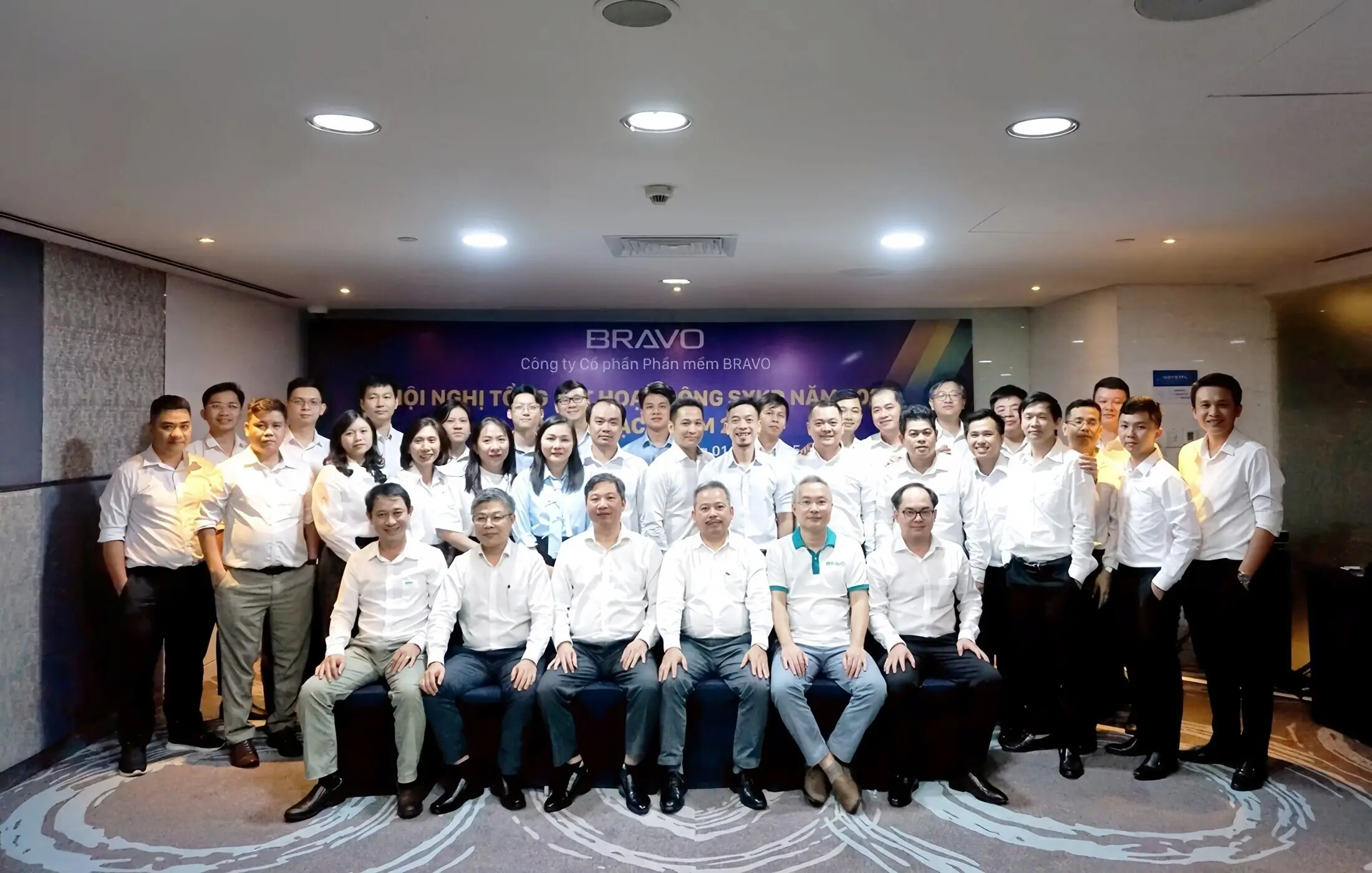 BGĐ cùng các thành viên cấp quản lý BRAVO HCM tại Hội nghị tổng kết năm 2024